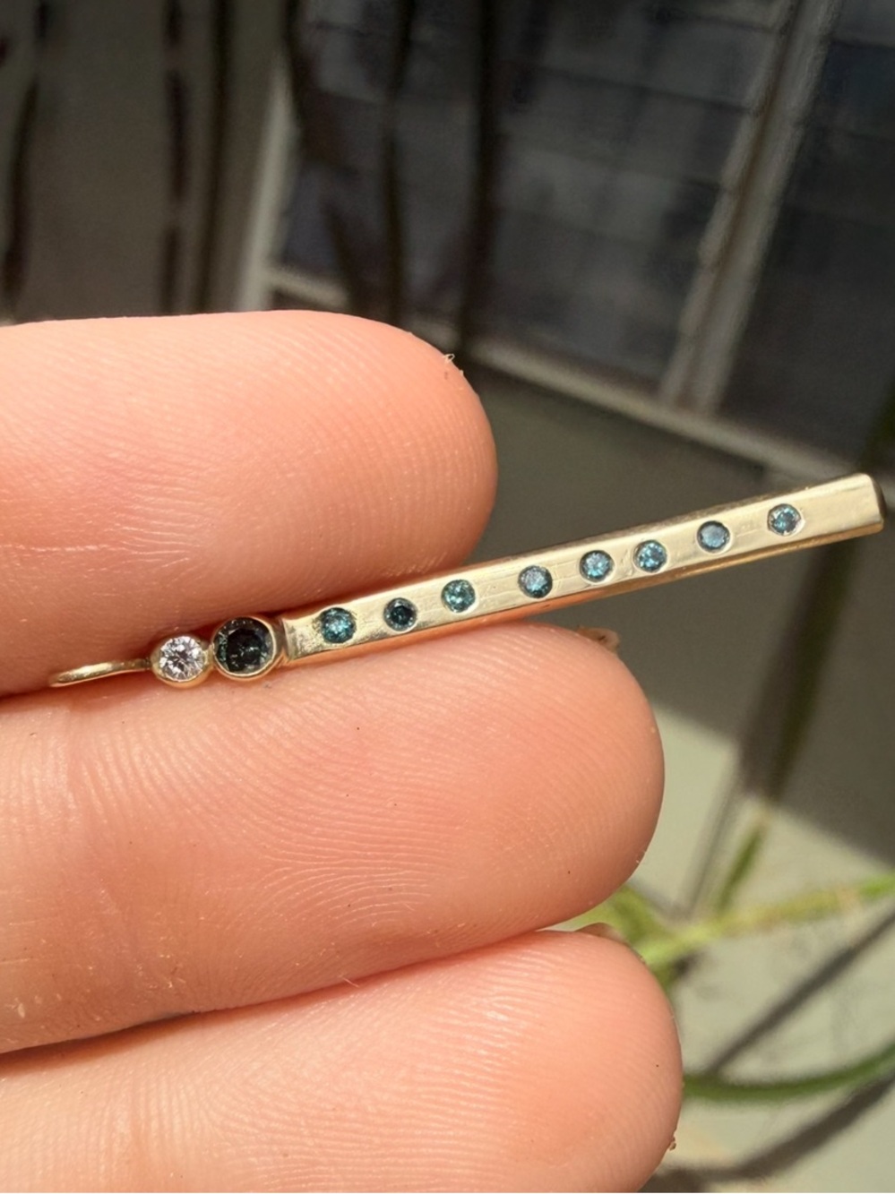 Handmade solid 14k gold genuine blue /white diamond pendant - Picture 6 of 9